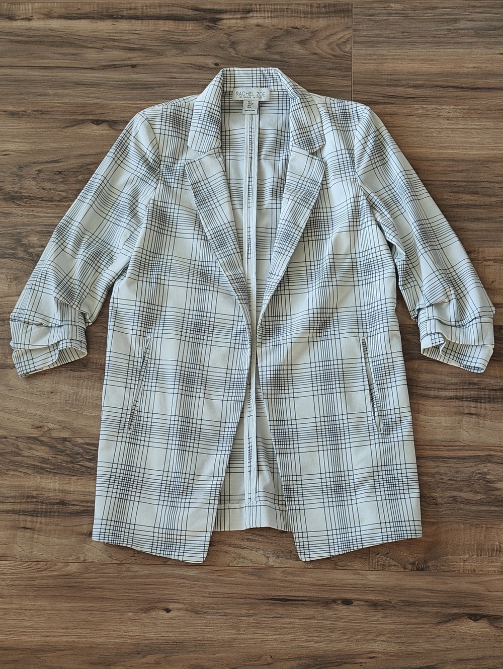 EUC Plaid Scrunched Sleeve Blazer